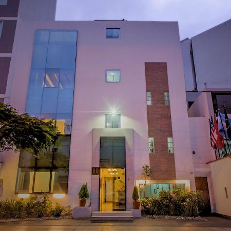 Hotel Ferre De Ville Lima Bagian luar foto