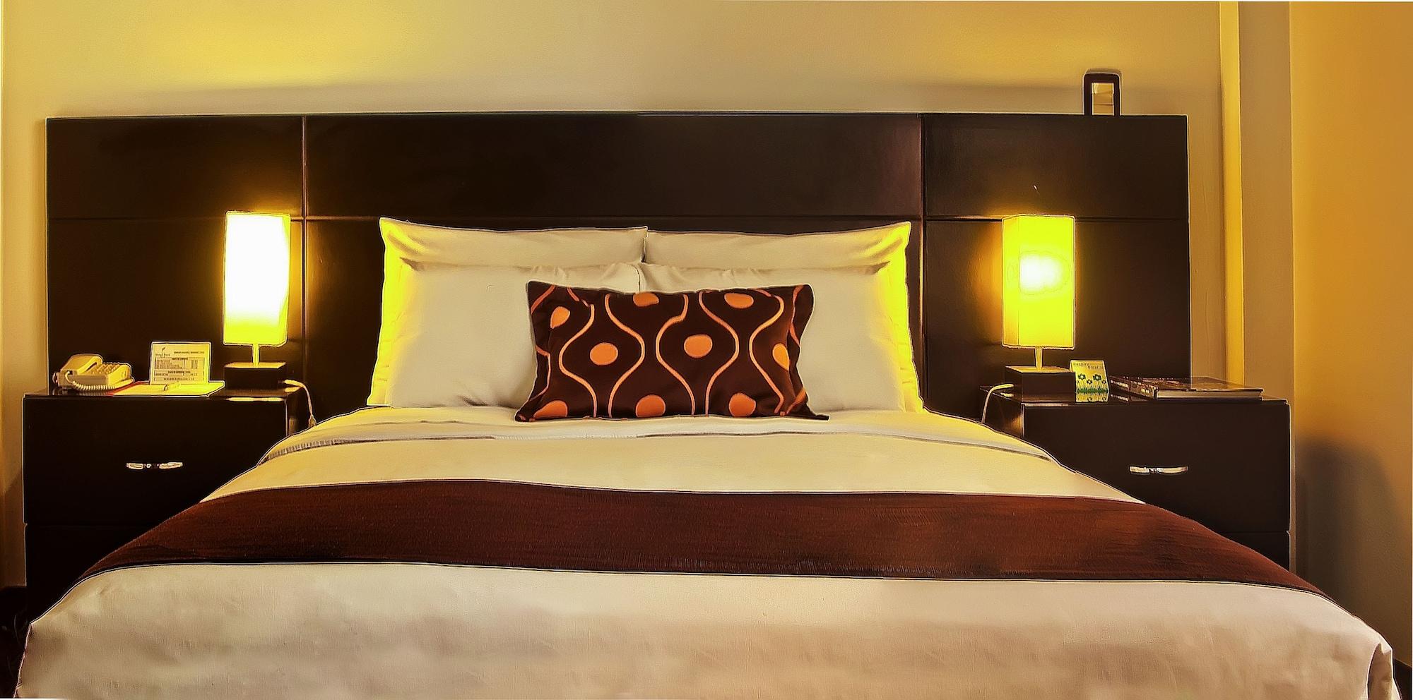 Hotel Ferre De Ville Lima Bagian luar foto