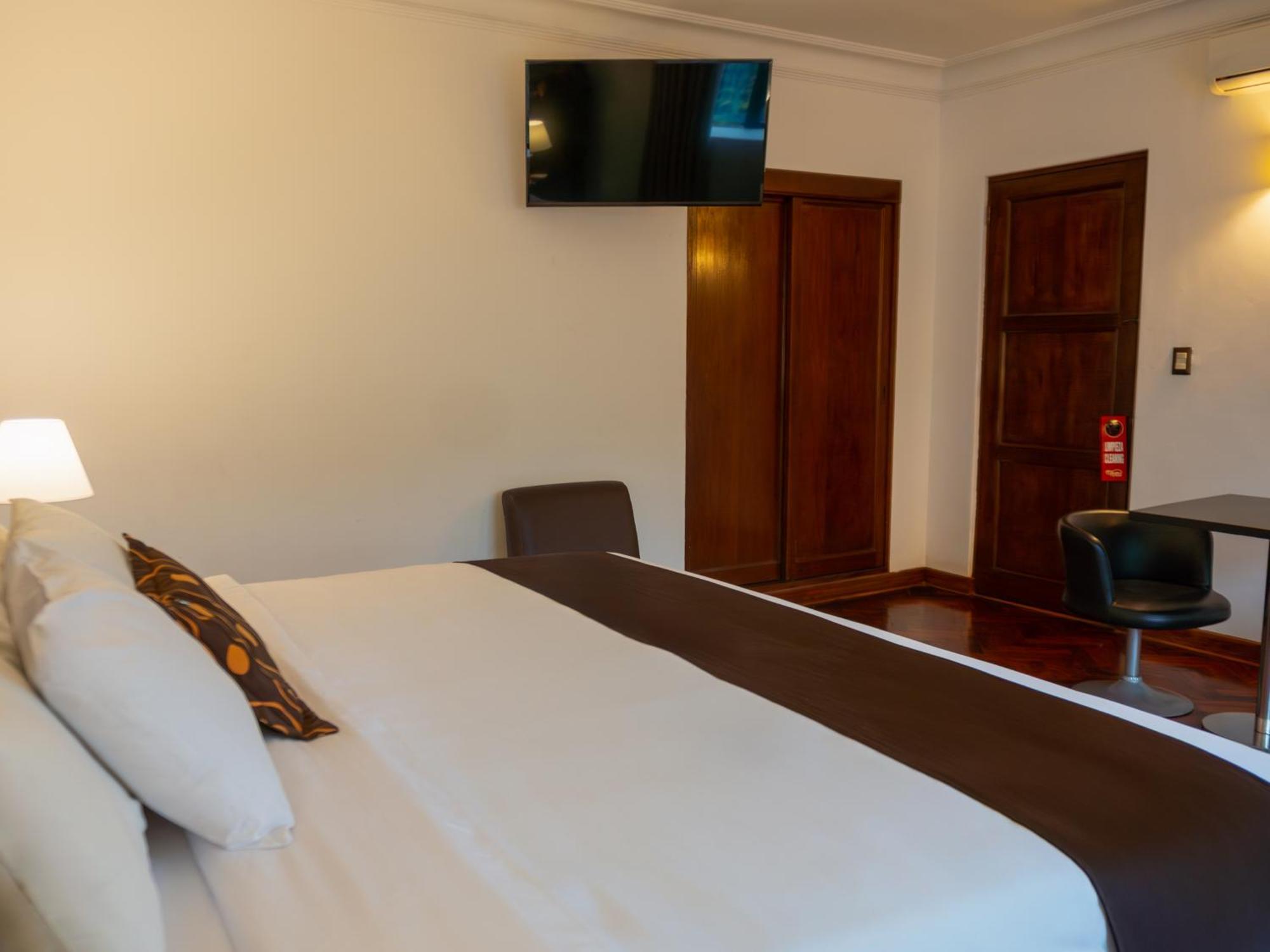 Hotel Ferre De Ville Lima Bagian luar foto