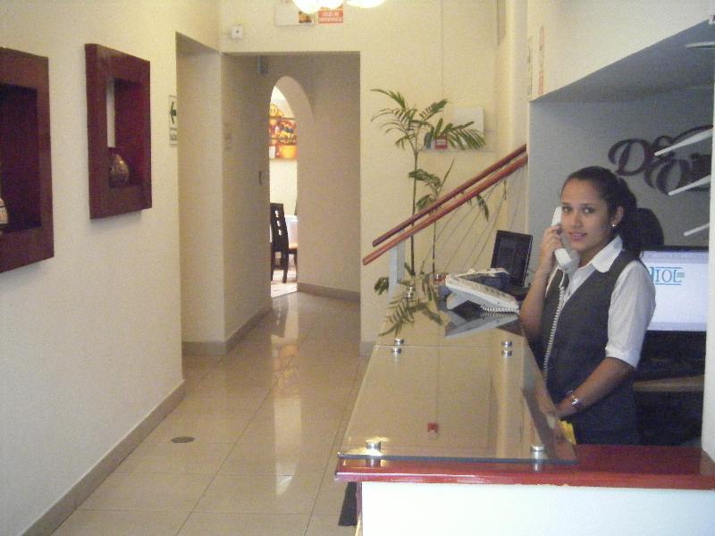 Hotel Ferre De Ville Lima Bagian luar foto