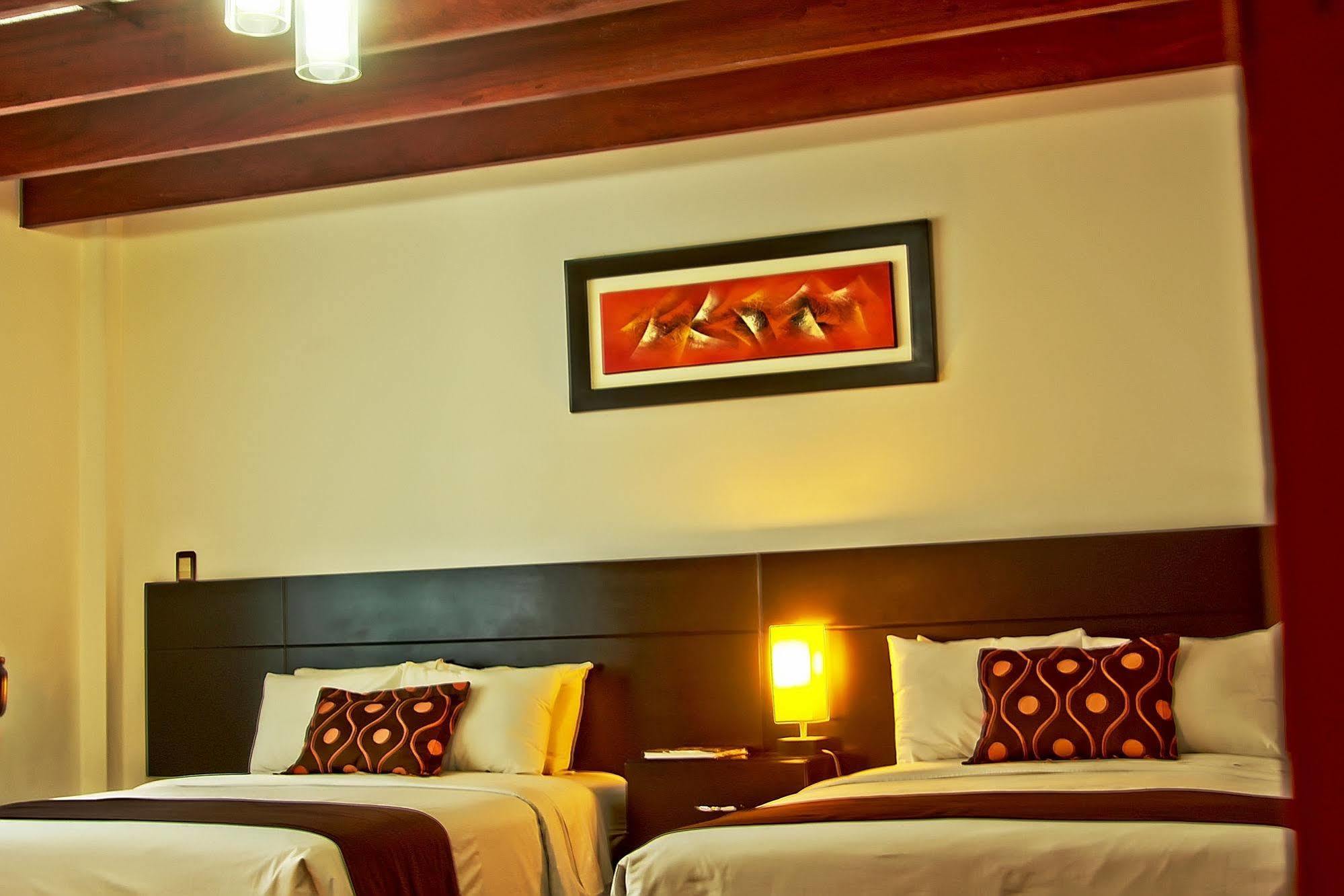 Hotel Ferre De Ville Lima Bagian luar foto
